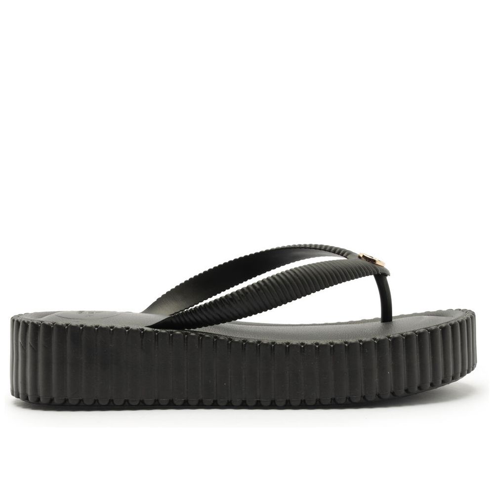 sandalia-brizza-preta-flatform-flip-flop-bali-1