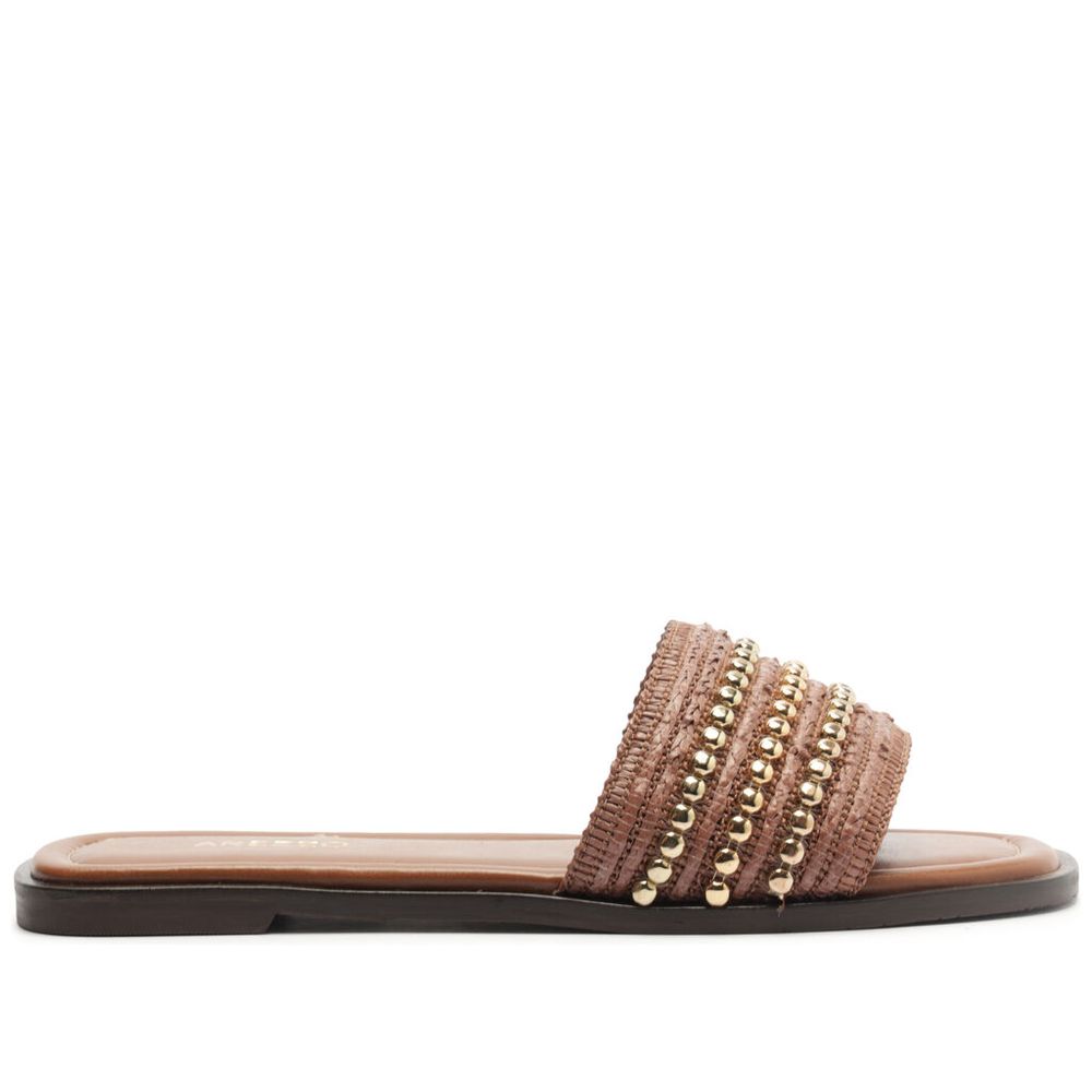 flat-arezzo-slide-marrom-aplicacoes-tachas-douradas-1