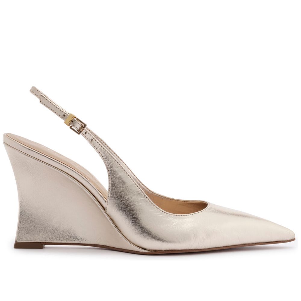 scarpin-arezzo-dourado-salto-alto-anabela-slingback-1