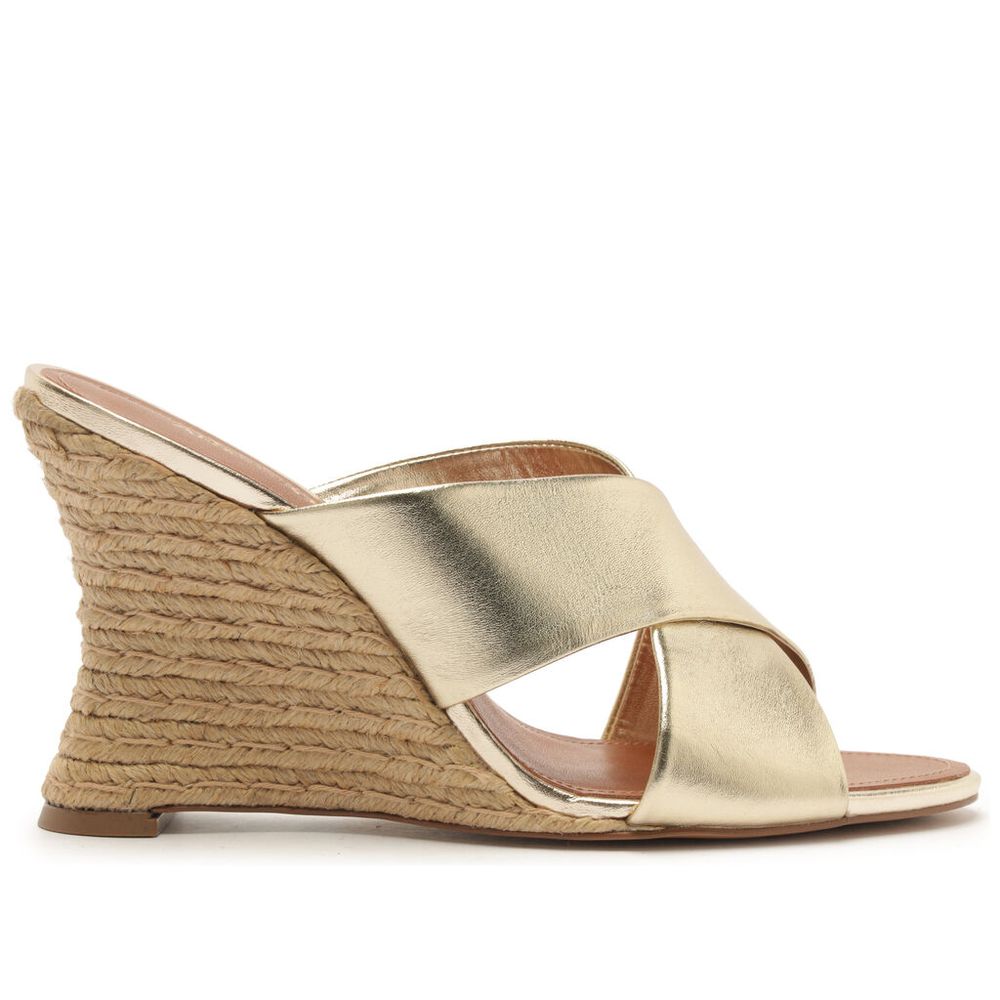 sandalia-arezzo-dourada-couro-anabela-corda-tiras-cruzadas-metalizadas-1 sandalia-arezzo-dourada-couro-anabela-corda-tiras-cruzadas-metalizadas-1