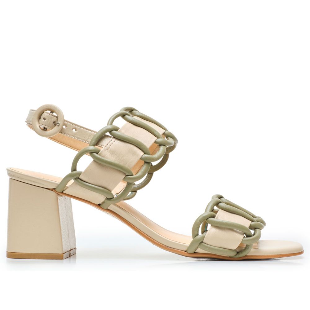 sandalia-lorraci-pelica-tranca-fivela-papiro-erva-1