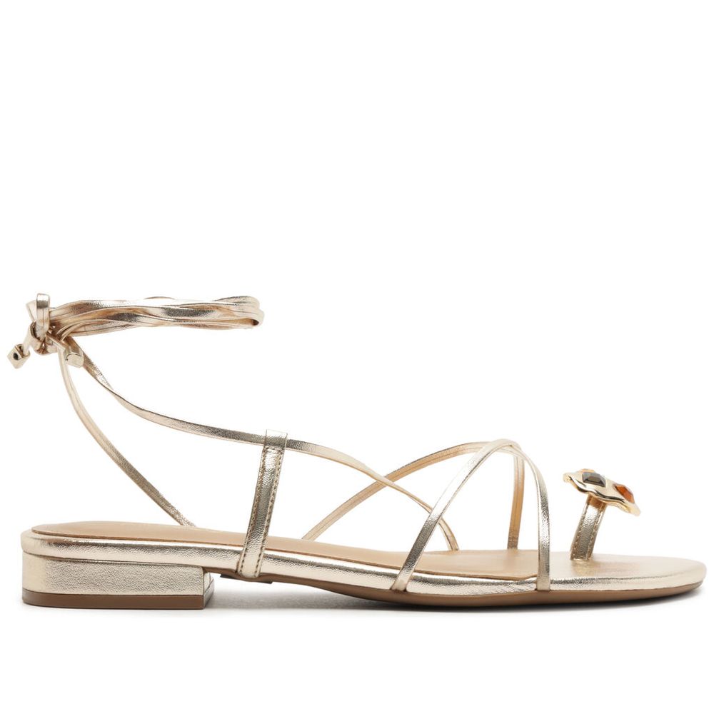 sandalia-arezzo-rasteira-dourada-tira-dedeira-metal-pedras-1