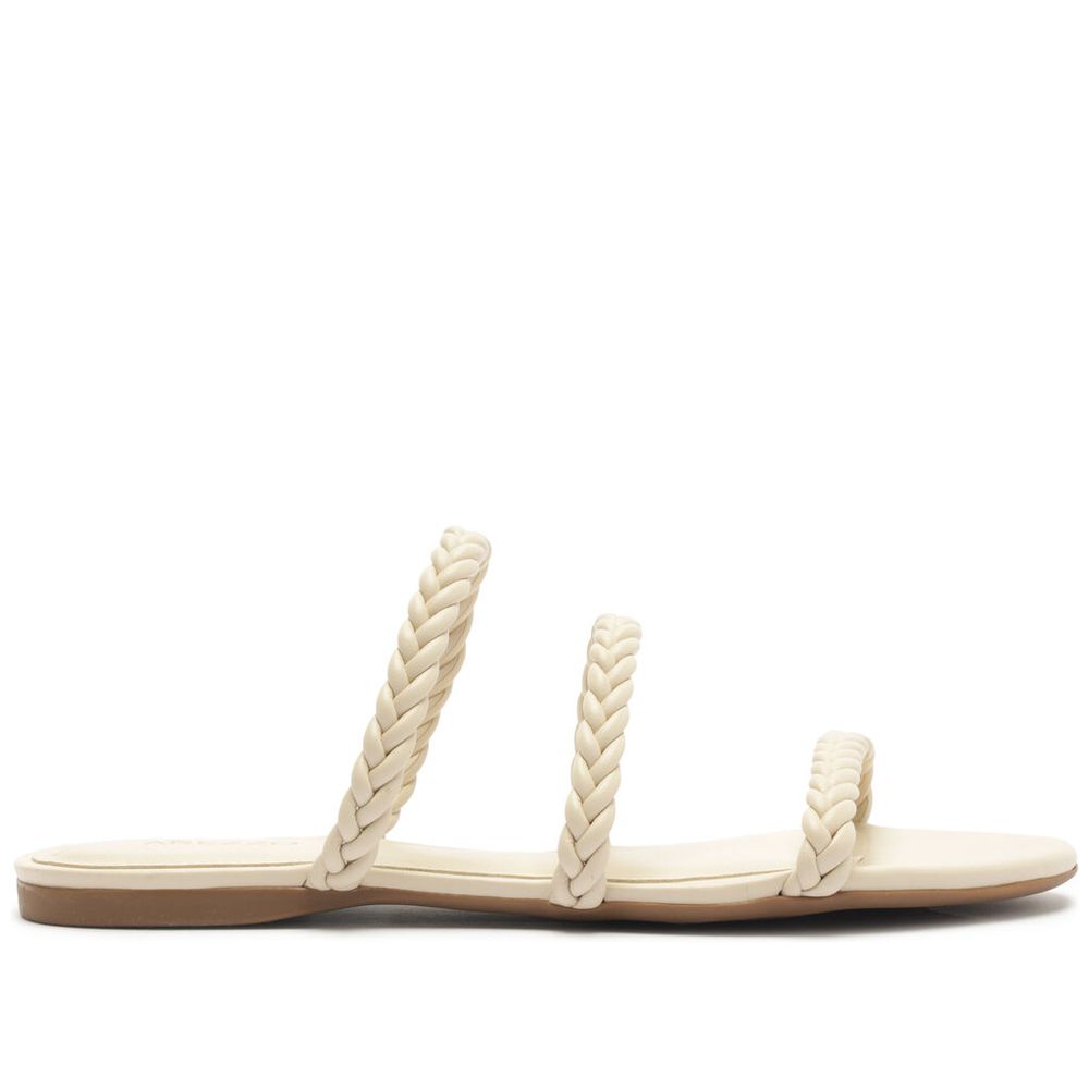sandalia-arezzo-rasteira-off-white-tiras-trancadas-1 sandalia-arezzo-rasteira-off-white-tiras-trancadas-1