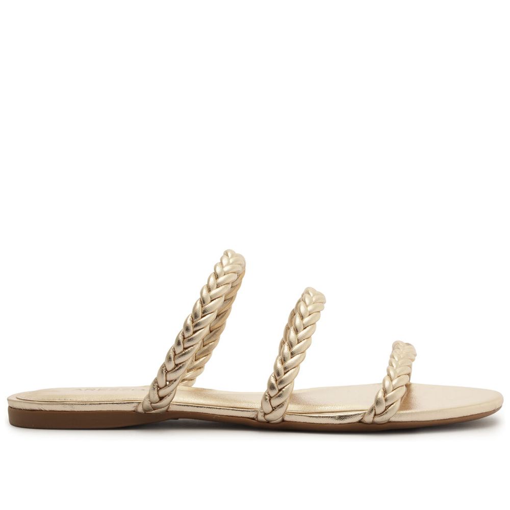 sandalia-arezzo-rasteira-dourada-tiras-trancadas-1 sandalia-arezzo-rasteira-dourada-tiras-trancadas-1