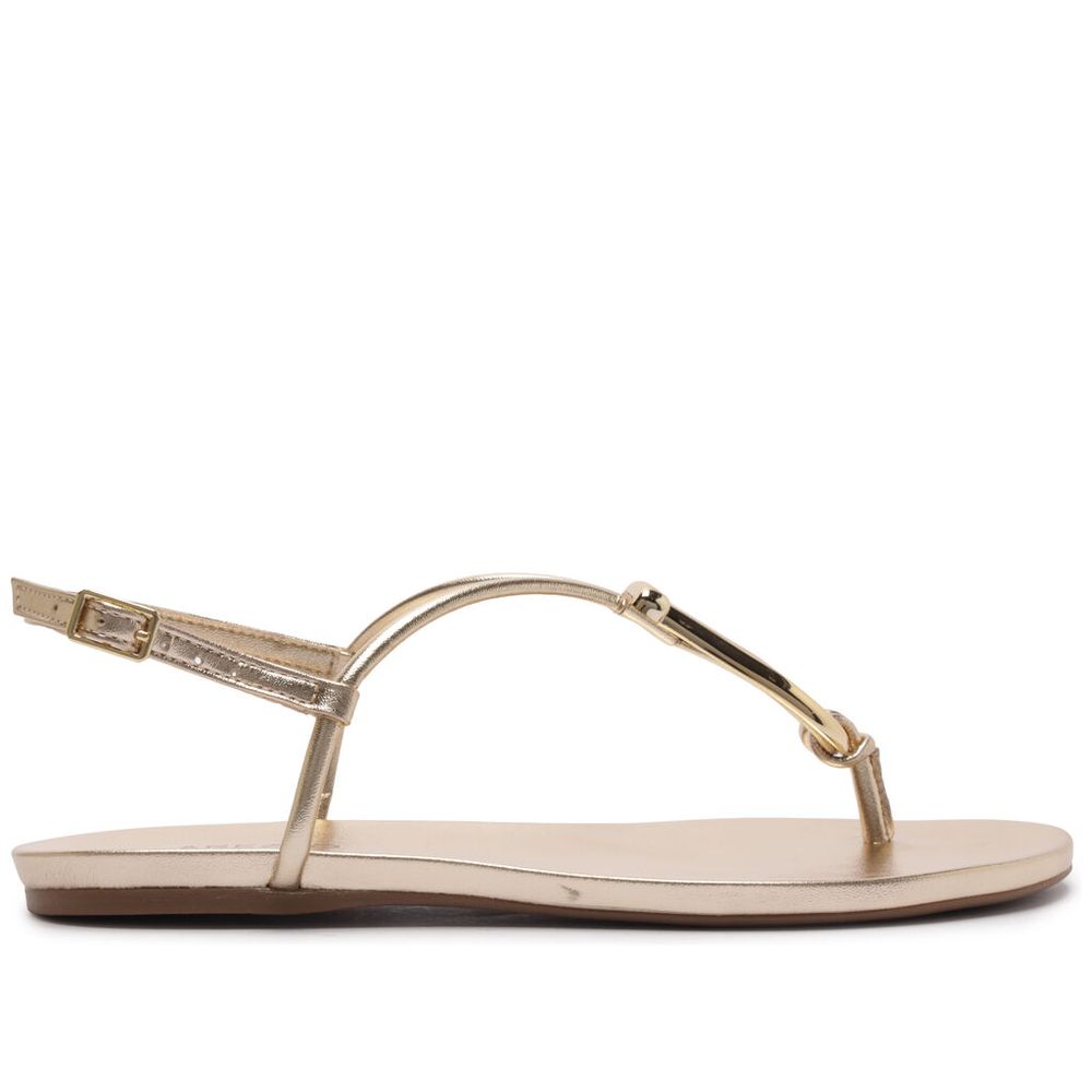 sandalia-arezzo-rasteira-dourada-detalhe-metalico-no-cabedal-1 sandalia-arezzo-rasteira-dourada-detalhe-metalico-no-cabedal-1