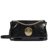 bolsa-schutz-tiracolo-pequena-couro-preta-medalhao-dourado-1