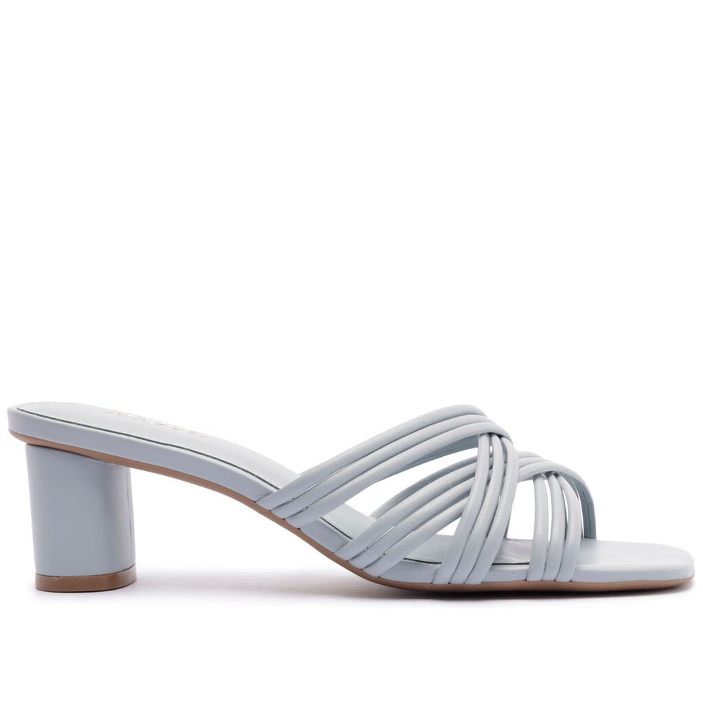 sandalia-arezzo-azul-tiras-entrelacadas-salto-medio-1 sandalia-arezzo-azul-tiras-entrelacadas-salto-medio-1