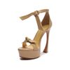 clarita-120-arch-nude-alexandre-birman-3